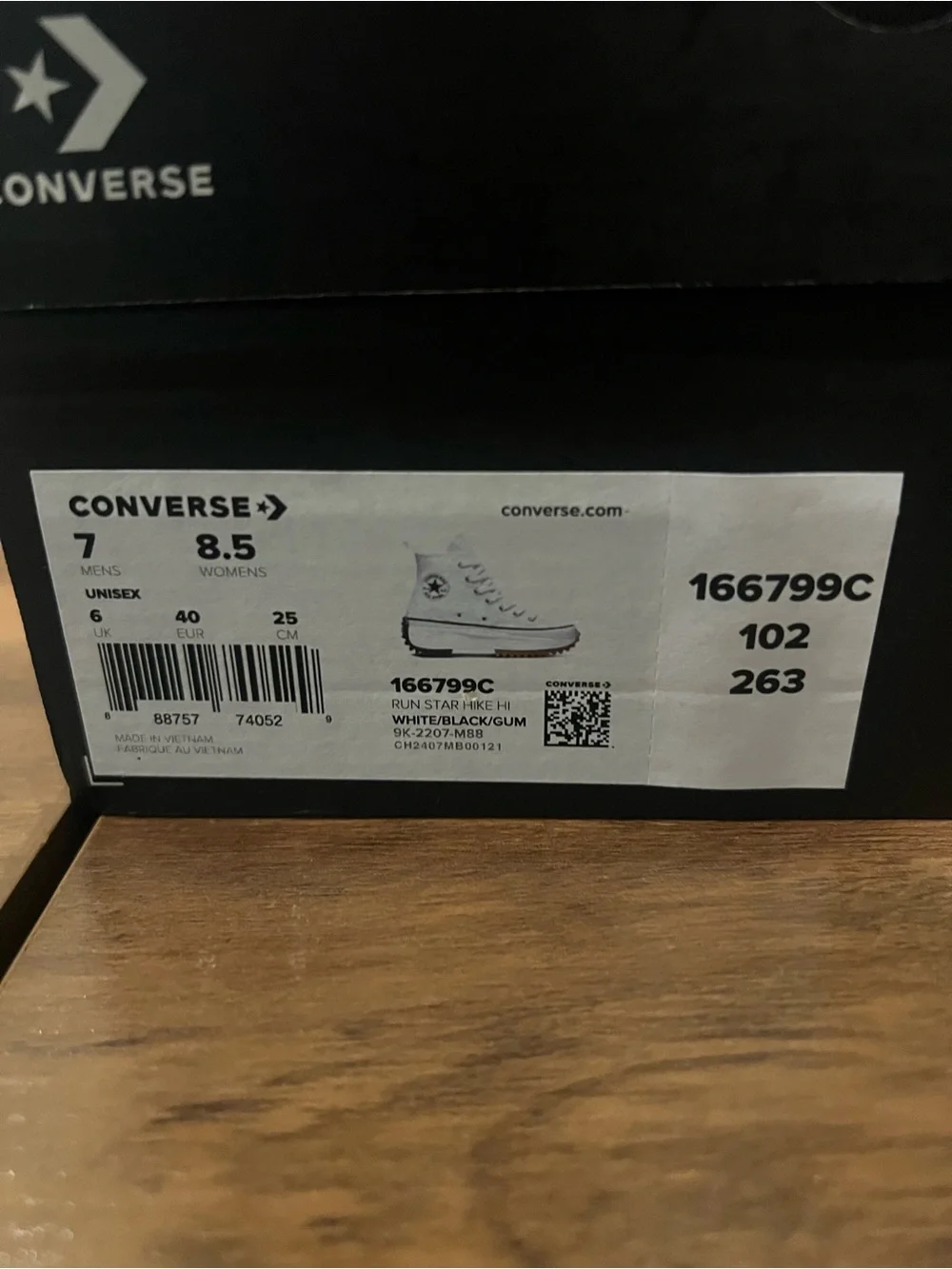 RUN STAR HIKE HI - Platform High-Top Converse Canvas Sneakers in White